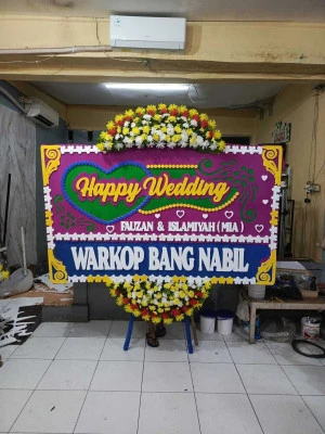 Papan Bunga di Panongan
